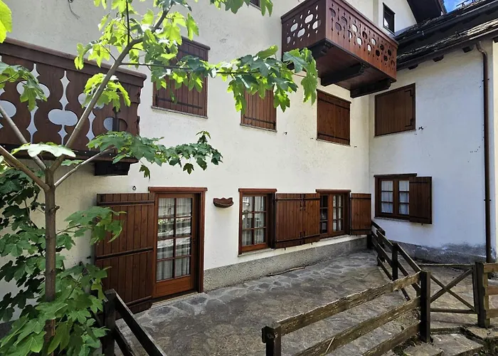 Апартаменты Maison Les Amis Du Bois